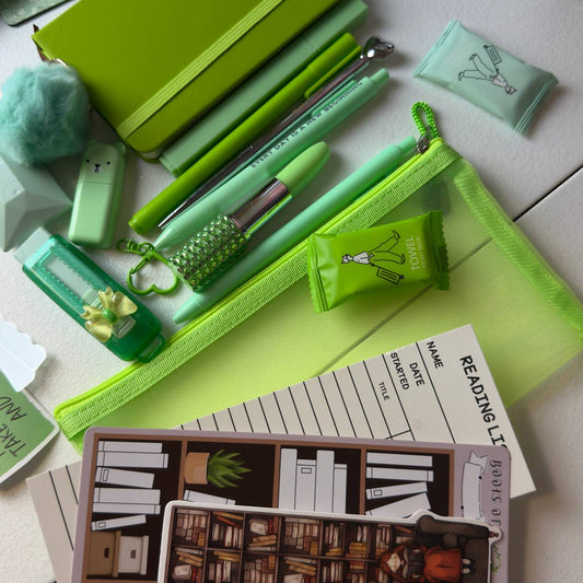 Green Aesthetic Stationery Box 💚