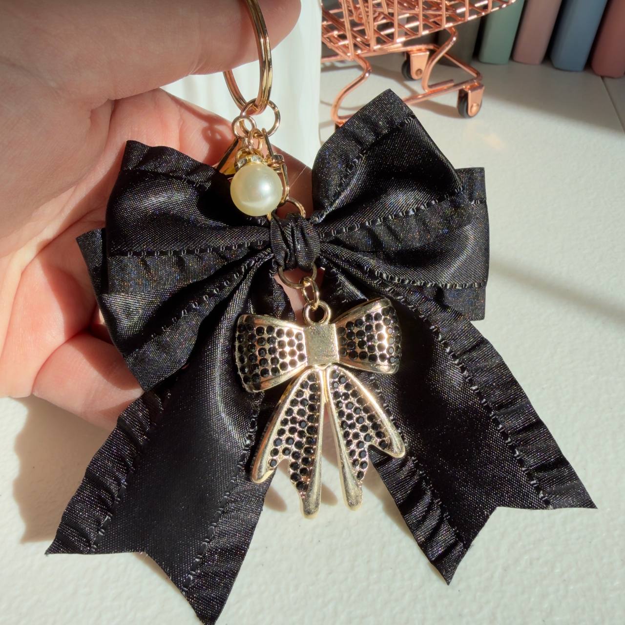 Girly Bow Purse Charm – Aesthetic Accessory